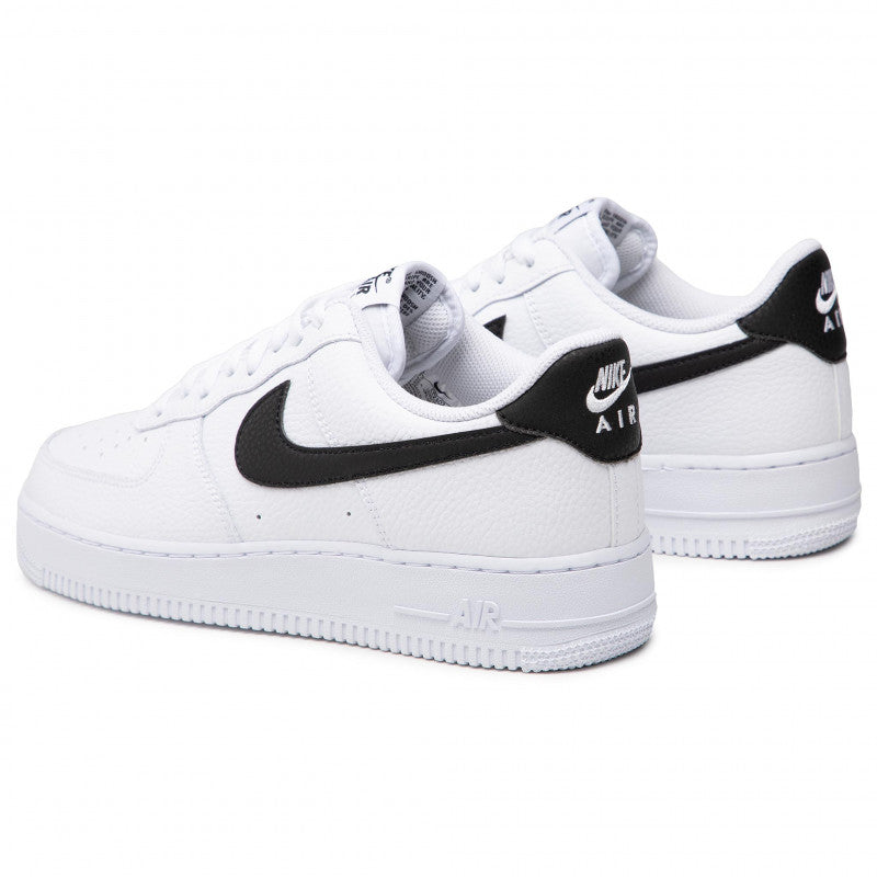 NIKE AIR FORCE 1 '07