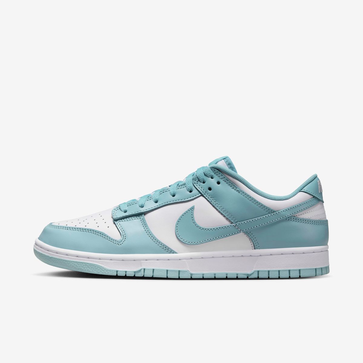 Nike Dunk Low Retro Tiffany Blue
