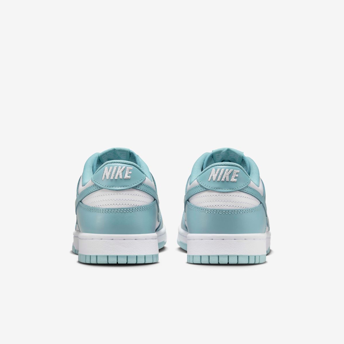 Nike Dunk Low Retro Tiffany Blue