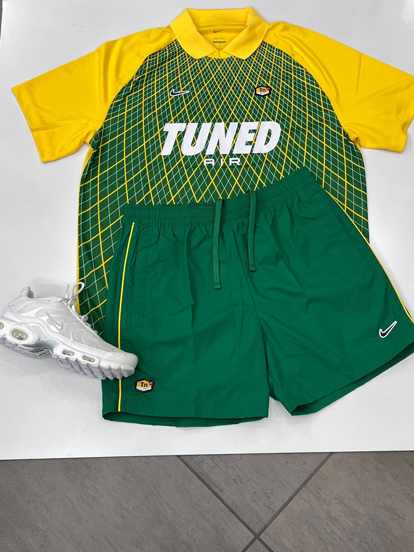 COMPLETO TN VERDE