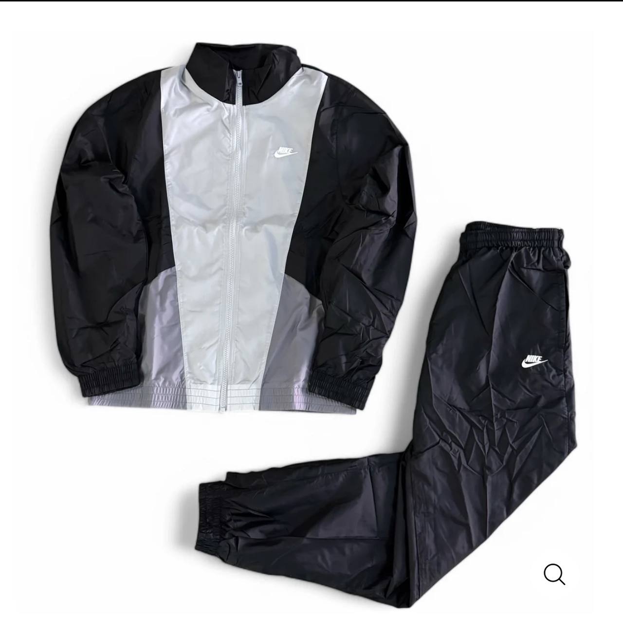 Tuta Nike Nera