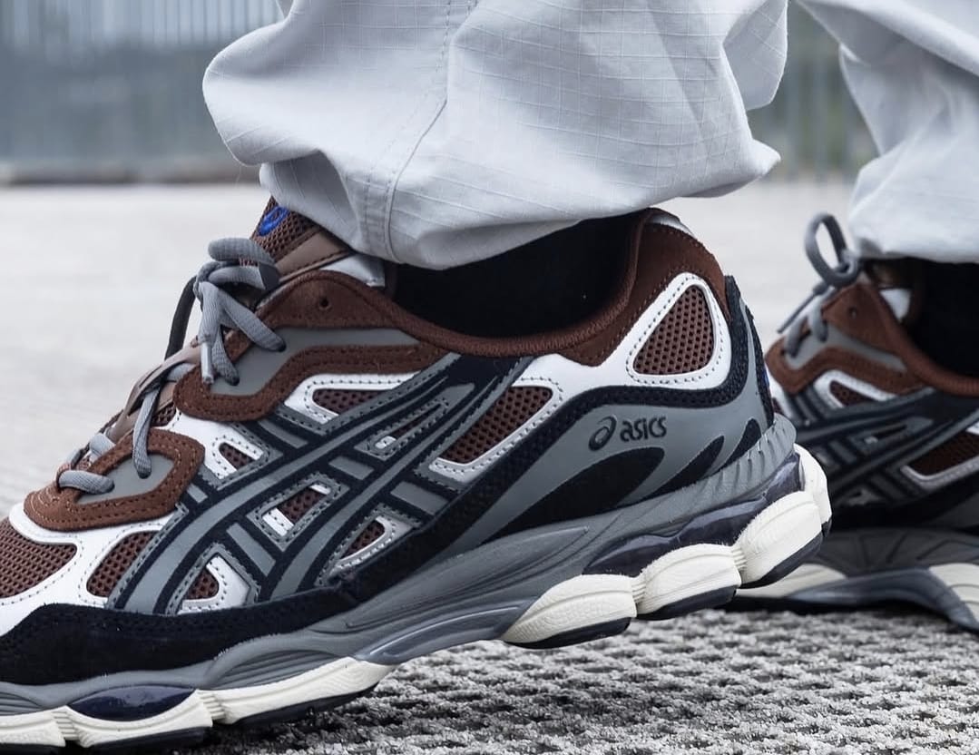 ASICS GEL BROWN