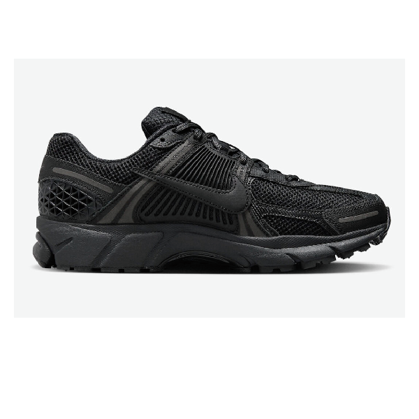 Nike Vomero Triple Black uomo