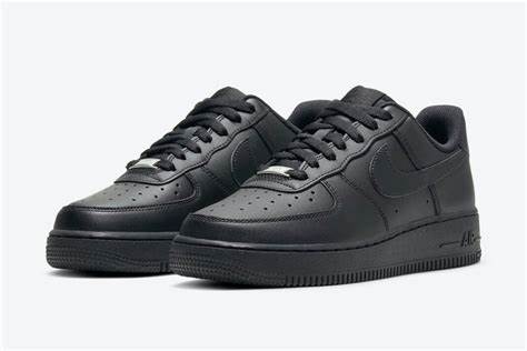 NIKE AIR FORCE 1 '07 NERA
