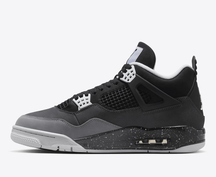 NIKE JORDAN 4 MILITARY BLACK
