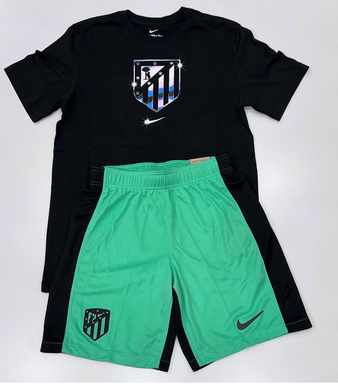 Completo Atletico Madrid Uomo Nike – Maglia Nera & Shorts Verdi