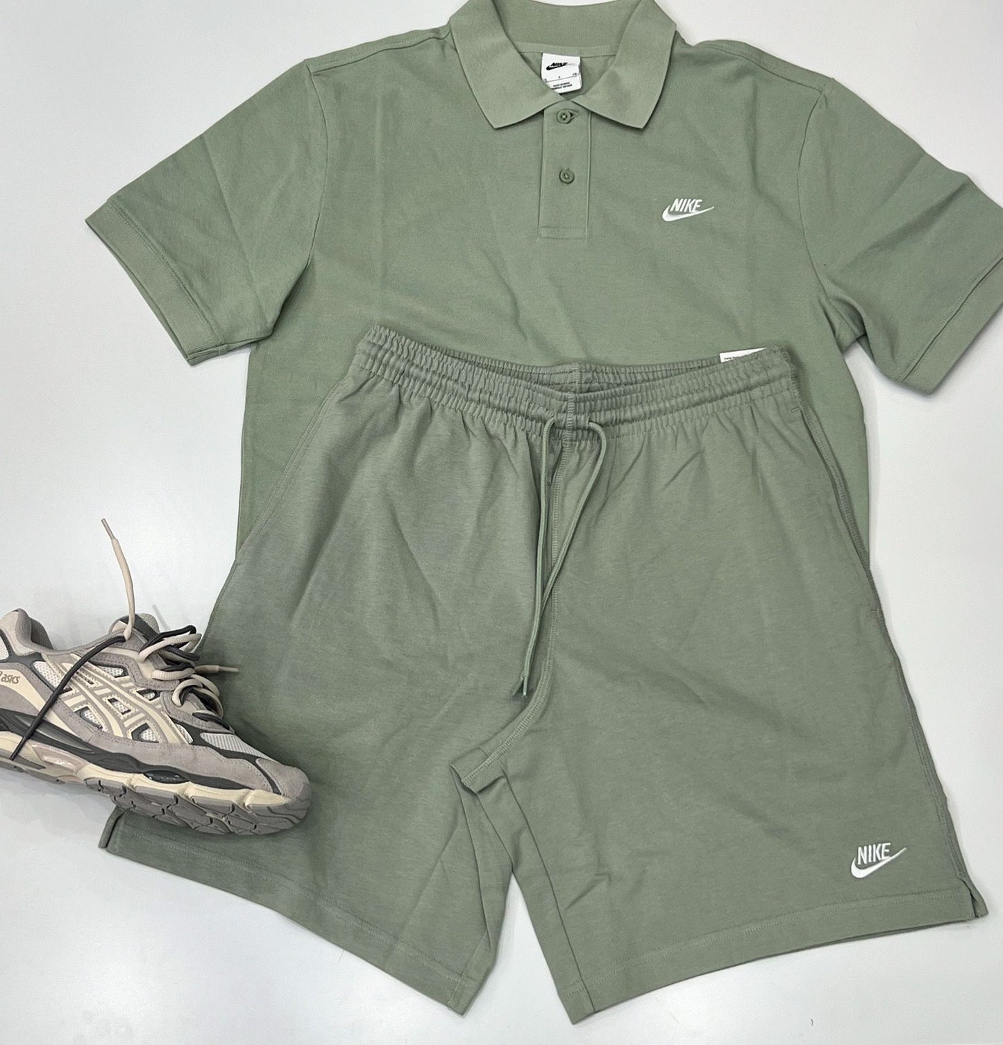 Completo Nike Uomo Stile Moderno
