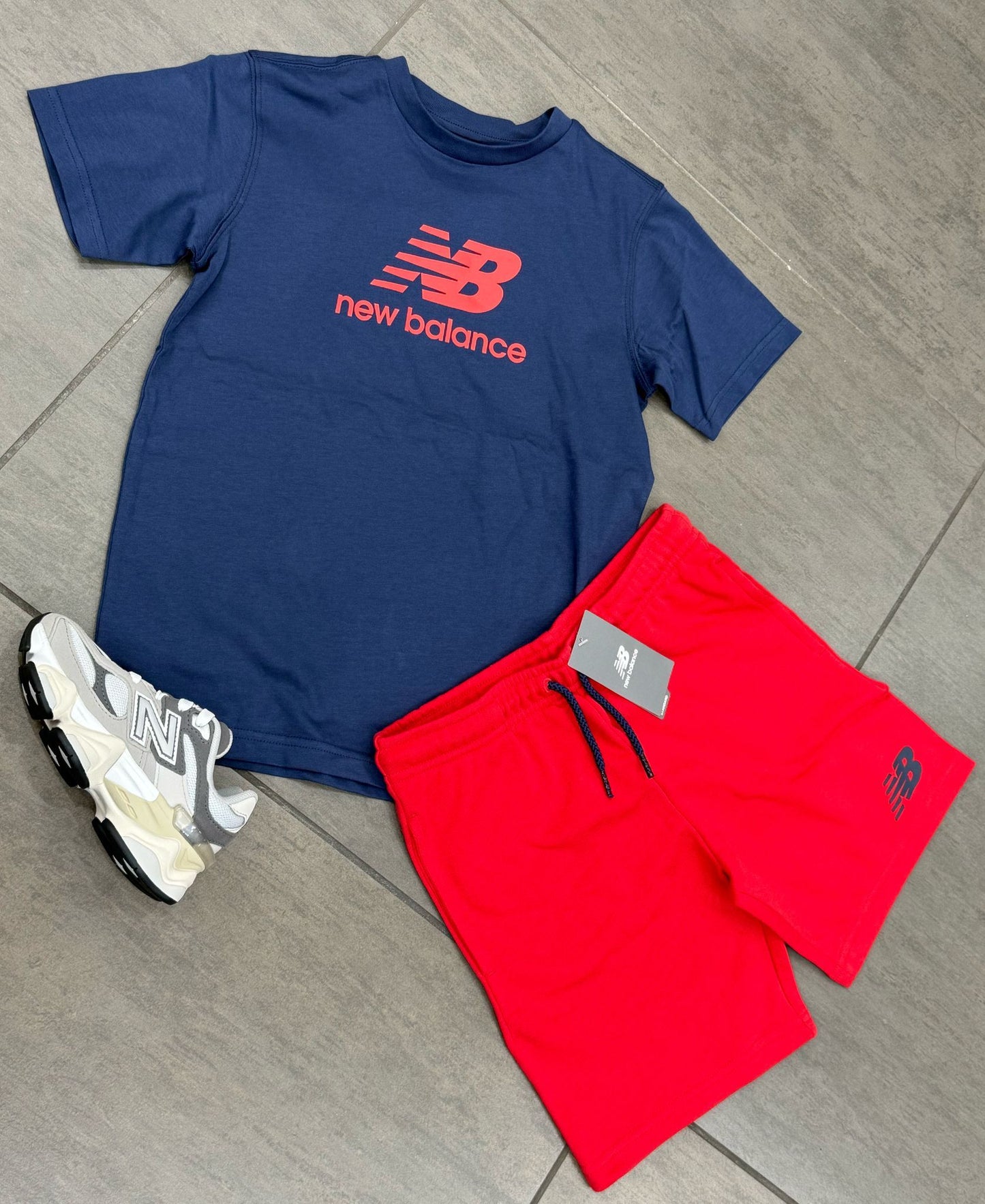 completino new balance red baby