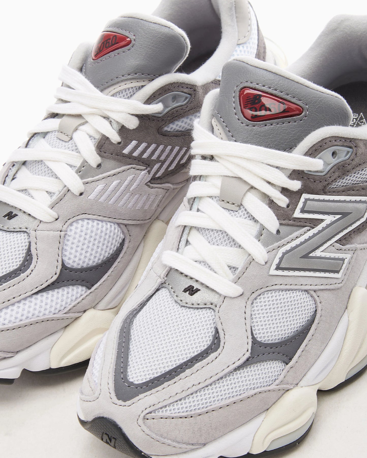 NEW BALANCE U9060 GREY