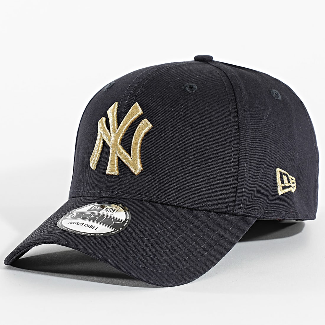 CAPPELLO NEW ERA NERO E ORO