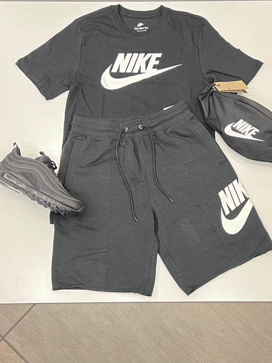 completino nike logo grande