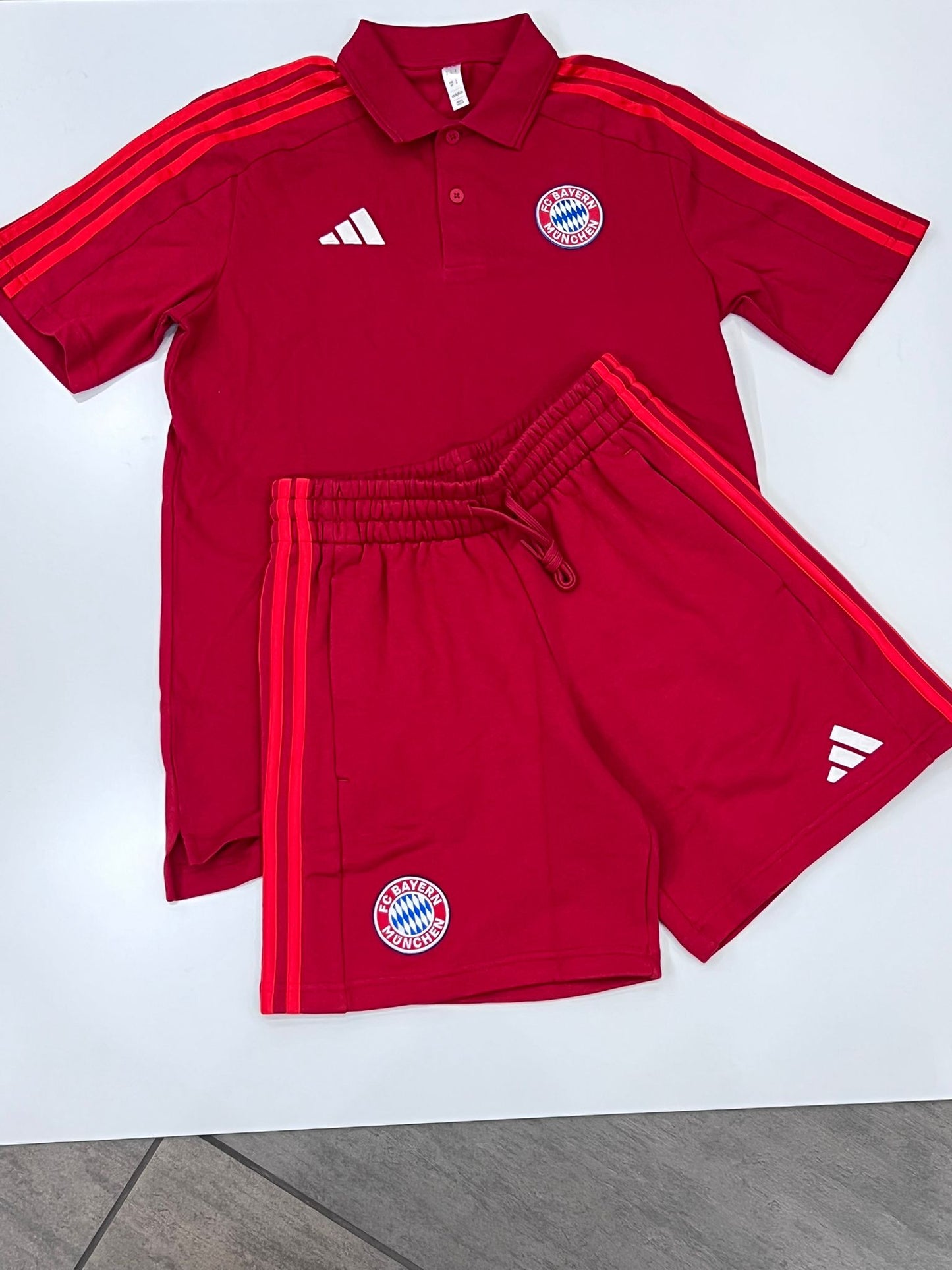 completino fc bayern munchen CON POLO
