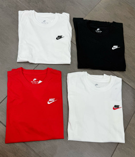 T- SHIRT NIKE