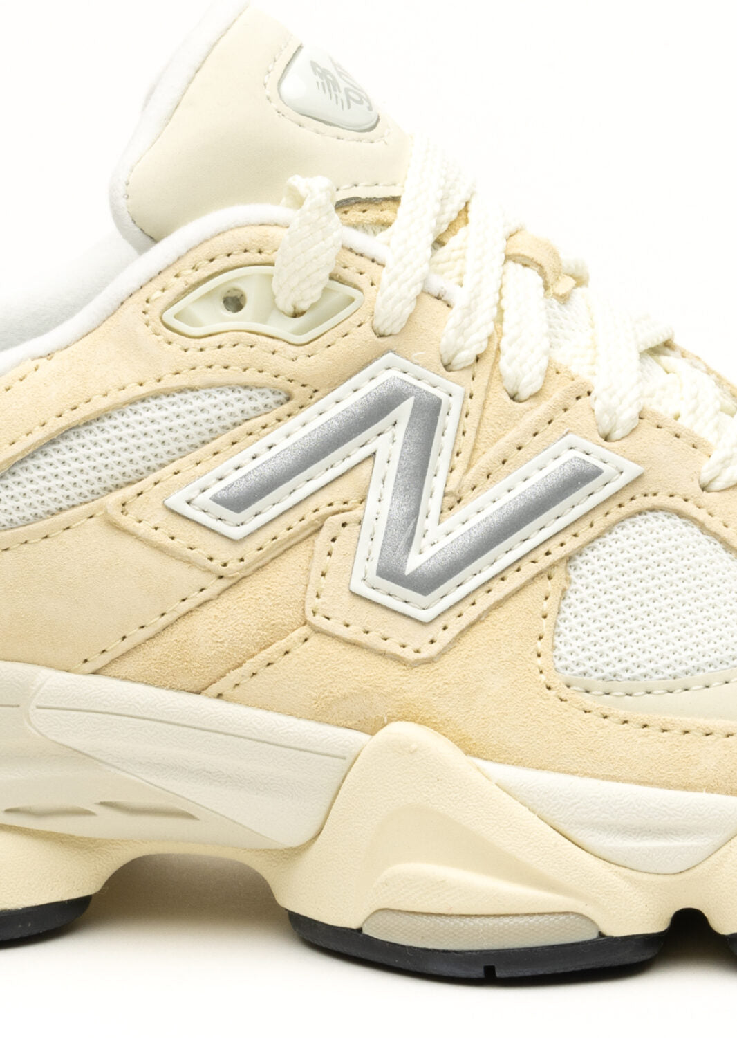 NEW BALANCE 9060 BEIGE