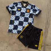 Completino Adidas x Manchester United