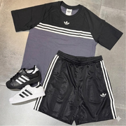 Completo Adidas righe