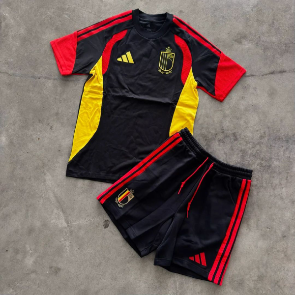 Completino Adidas x Belgio