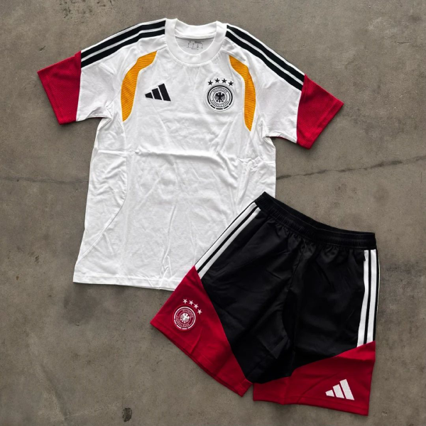 Completino Adidas x Germania