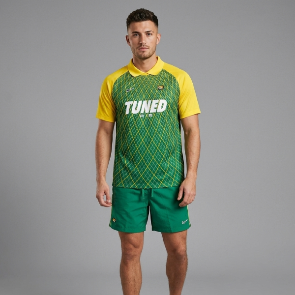 Completo Nike TN verde e giallo – Maglia Tuned Air e shorts sportivi