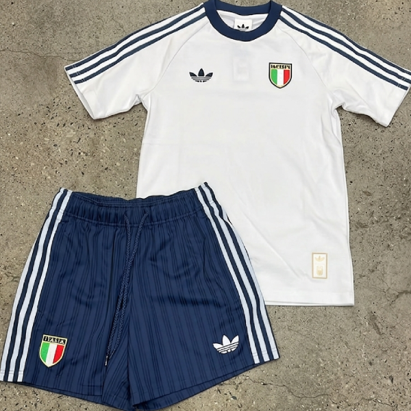 Completo Adidas Original x Italia