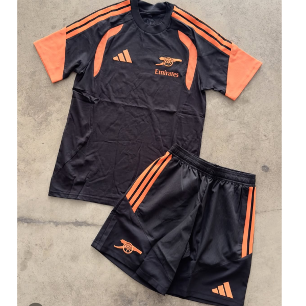 Completo Adidas x Arsenal nero e arancione