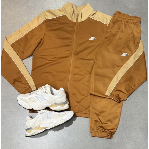 Tuta Nike Beige e Marrone