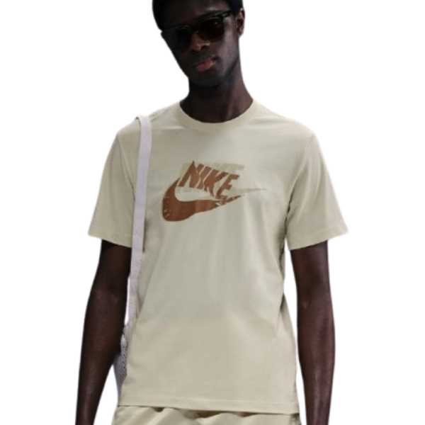 T-shirt nike -vari modelli disponibili-