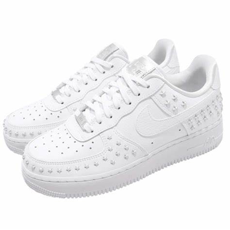 Nike Air Force 1 '07 XX Studded Bianco