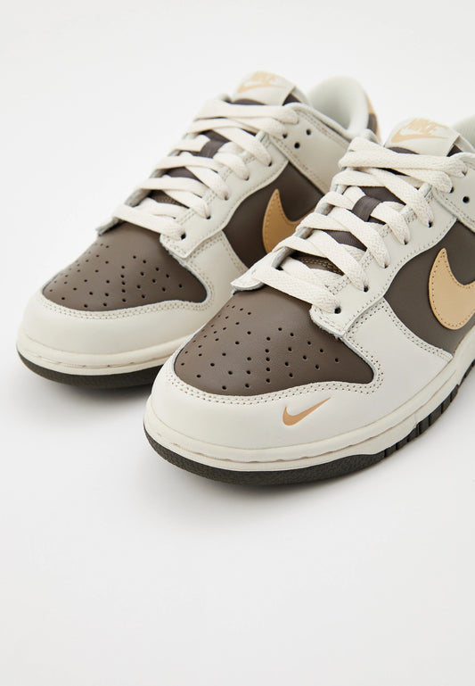 Nike Dunk Low Mocha – Sneakers Marroni e Beige Unisex