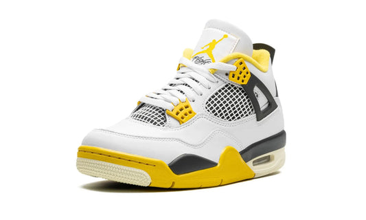 NIKE JORDAN 4 COCONUT MILK