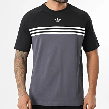 T-shirt Adidas -vari modelli disponibili-