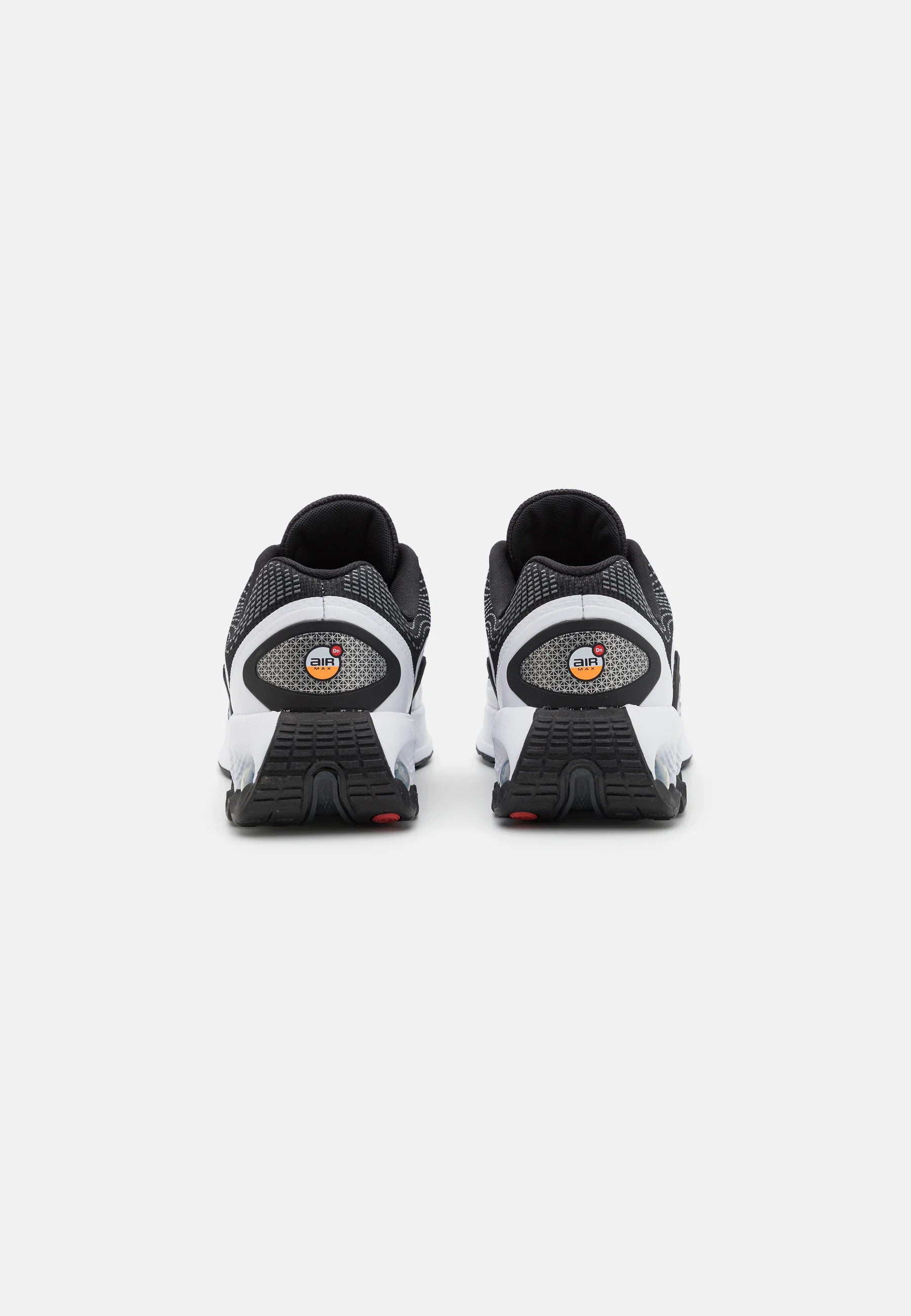 Nike Air Max DN Nero/Bianco – Sneakers Basse