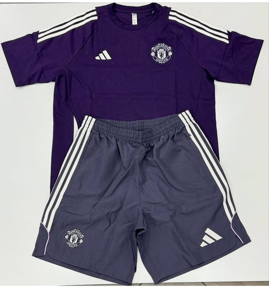 completino manchester united viola