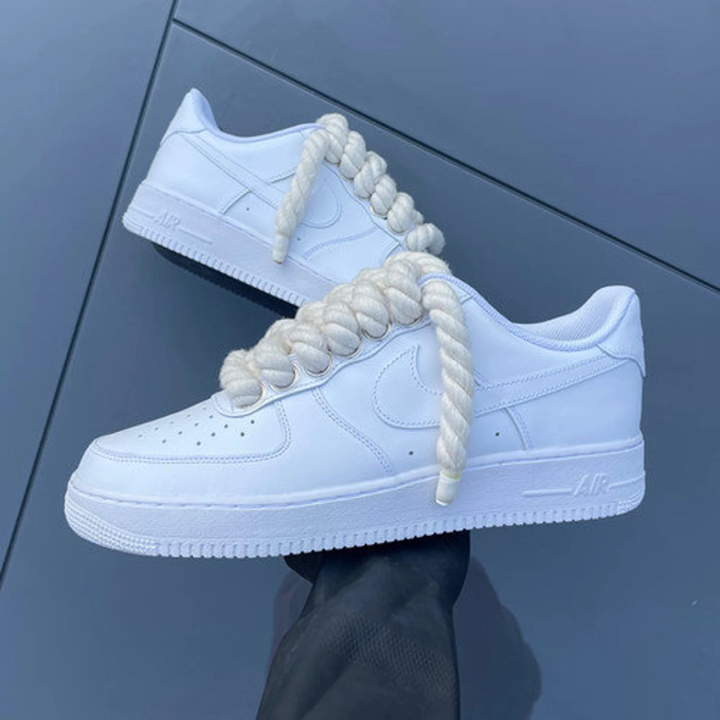 NIKE AIR FORCE 1 LOW LACCIO IN CORDA BEIGE