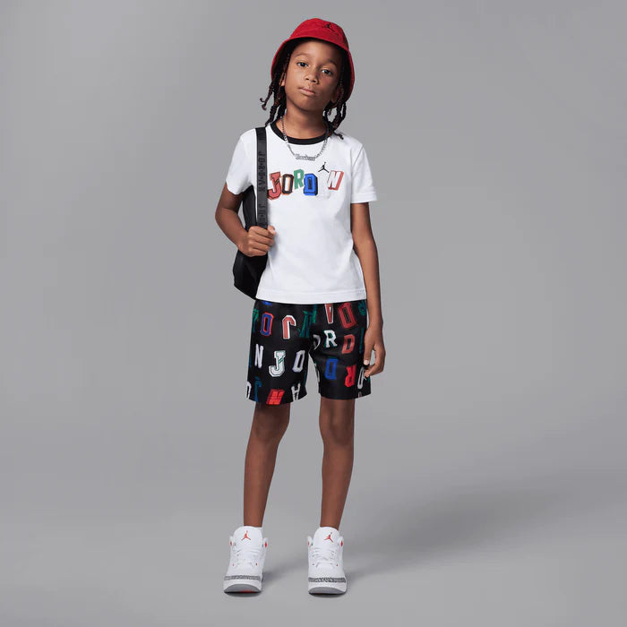 Completo Jordan Bambino T-Shirt Bianca e Pantaloncini Neri Multicolor
