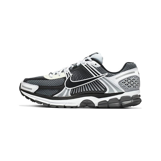 NIKE ZOOM VOMERO 5